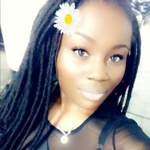 Meet your Posher, Rae